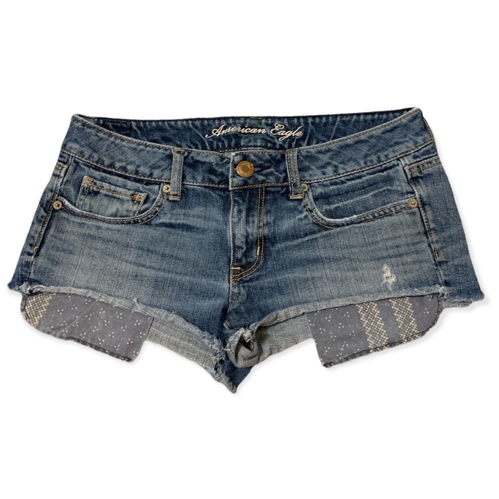 American Eagle Distressed Shorts Size 6